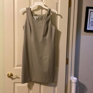 SALE!! Classic, light olive, sleeveless dress - 6P